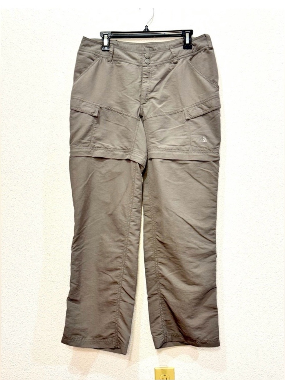 The North Face Paramount Peak Gray Cargo Utility Pants Womens size 12 Hiking